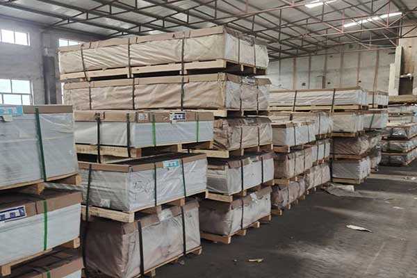 河南Z  大的鋁板廠 大型河南鋁板廠家中鋁介紹